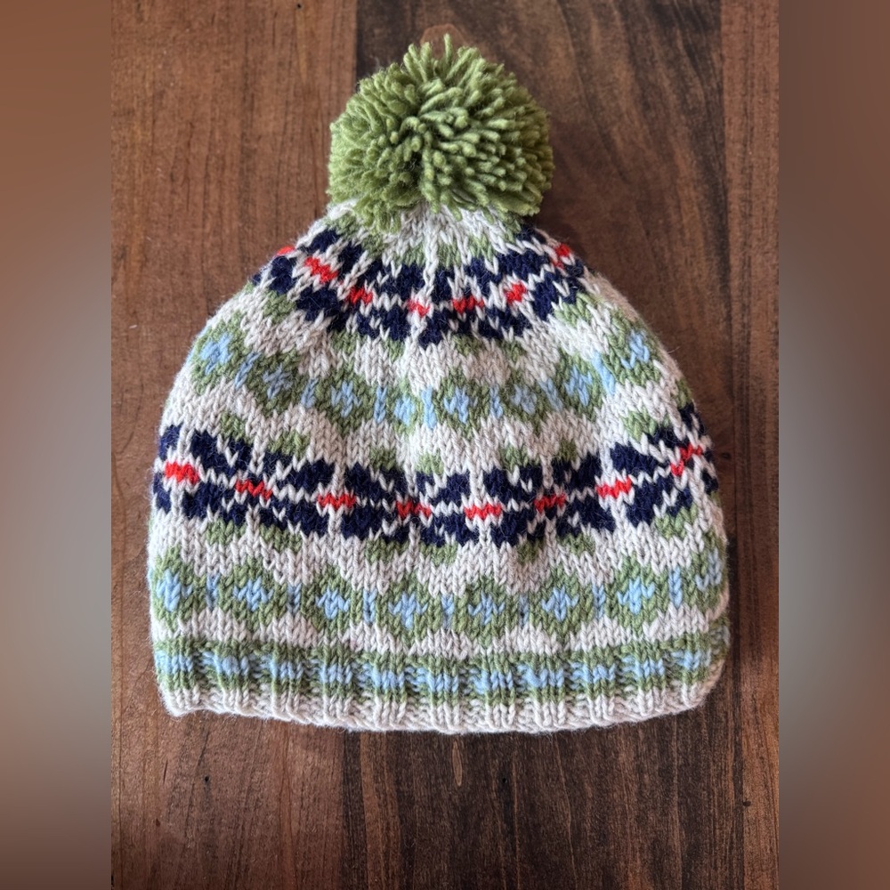 Women Beanie Handmade in Nepal 100% Wool with liner - Fair Isle